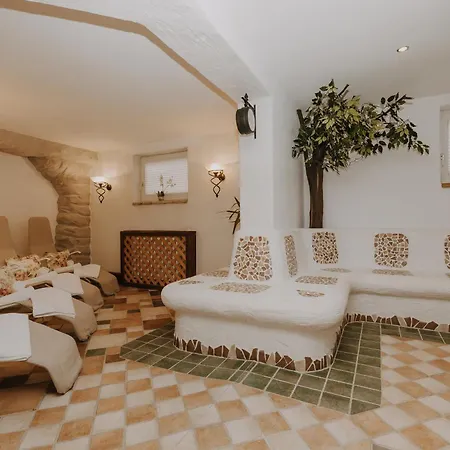 Bergquelle Hotel 3*