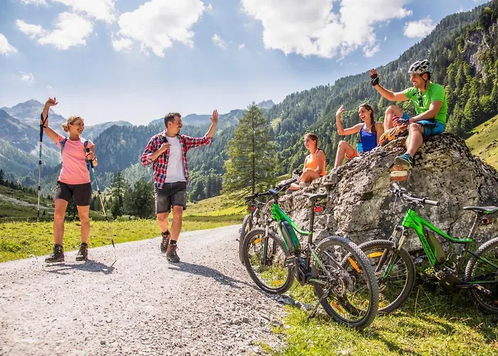 Bergquelle فندق فلاخاو